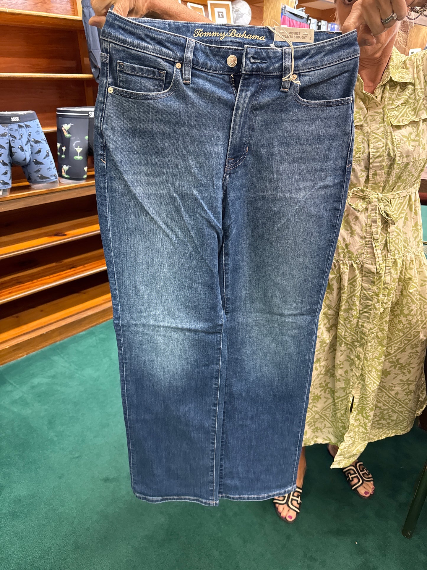 Mid Relaxed Straight Jean
