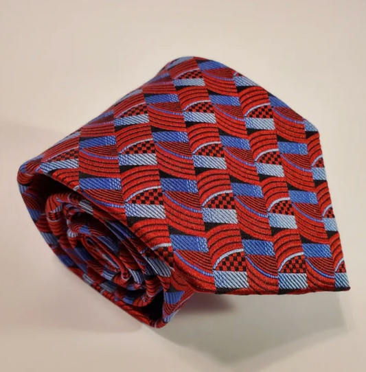 True Forum Tie