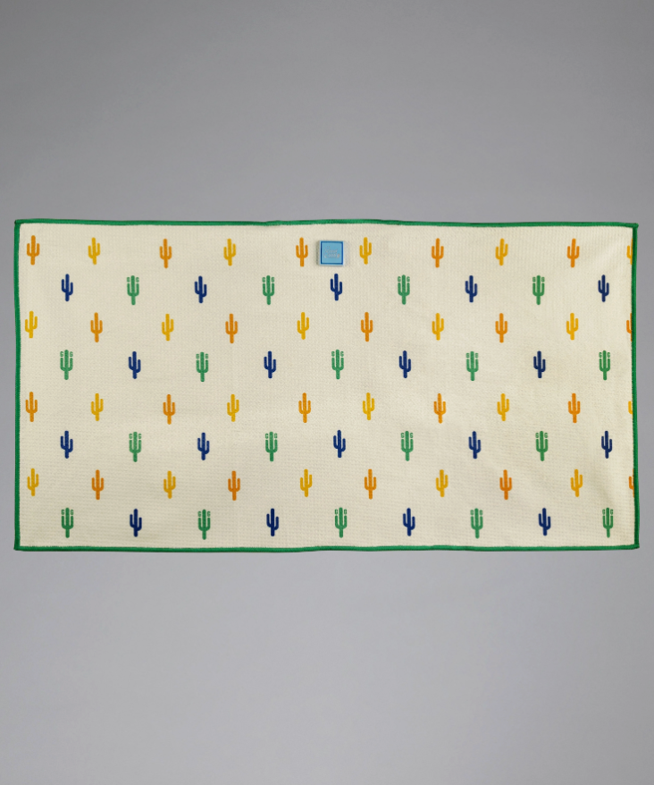 Icon Magnetic Towel